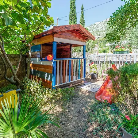 Holiday home Awesome Home In Starigrad With House Sea View